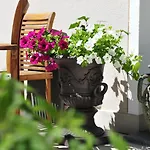 Ξενοδοχείο Seefelderin - Boutiquehotel St. Georg 4*